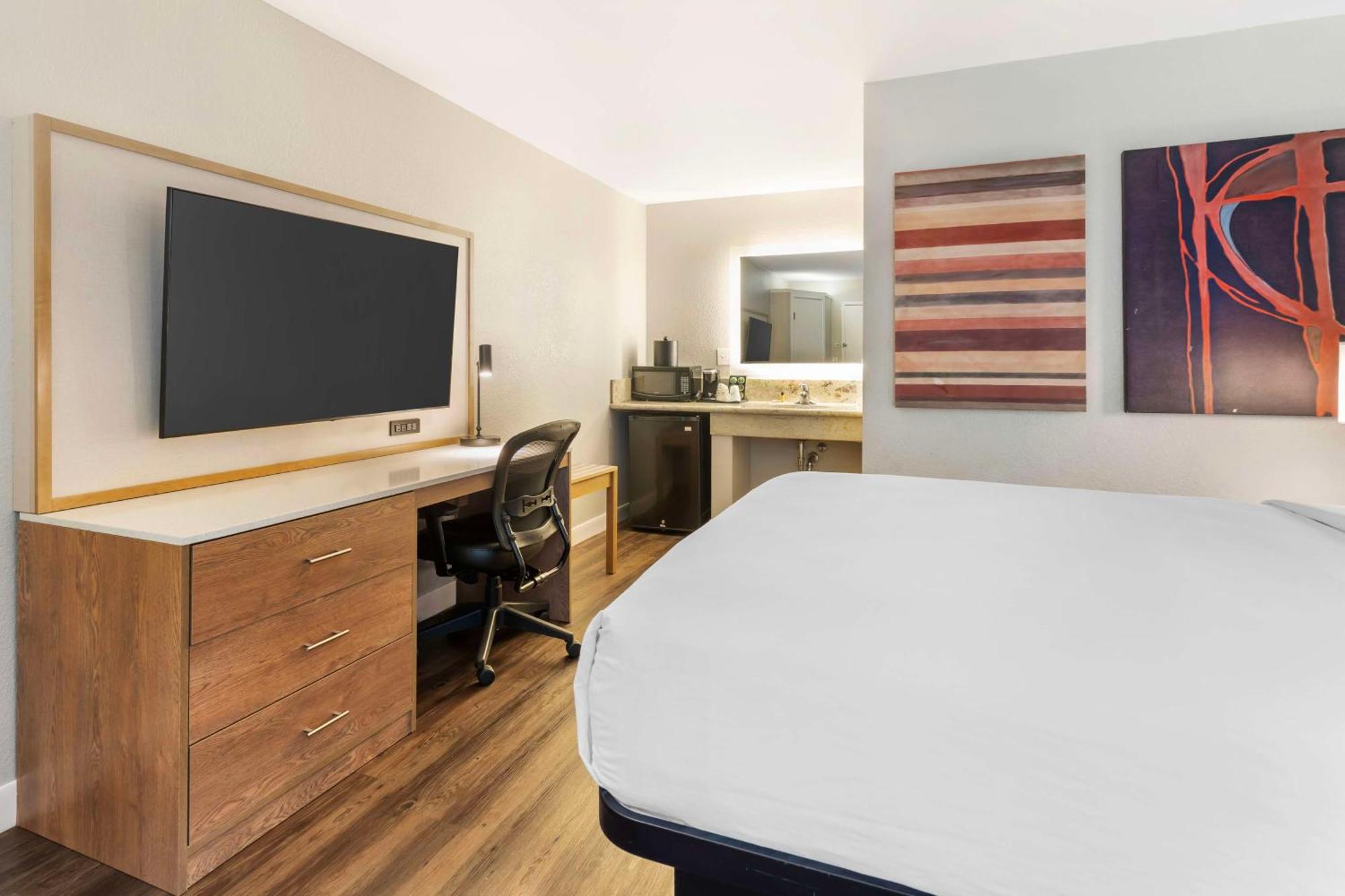 Best Western Plus Rancho Cordova Inn Extérieur photo