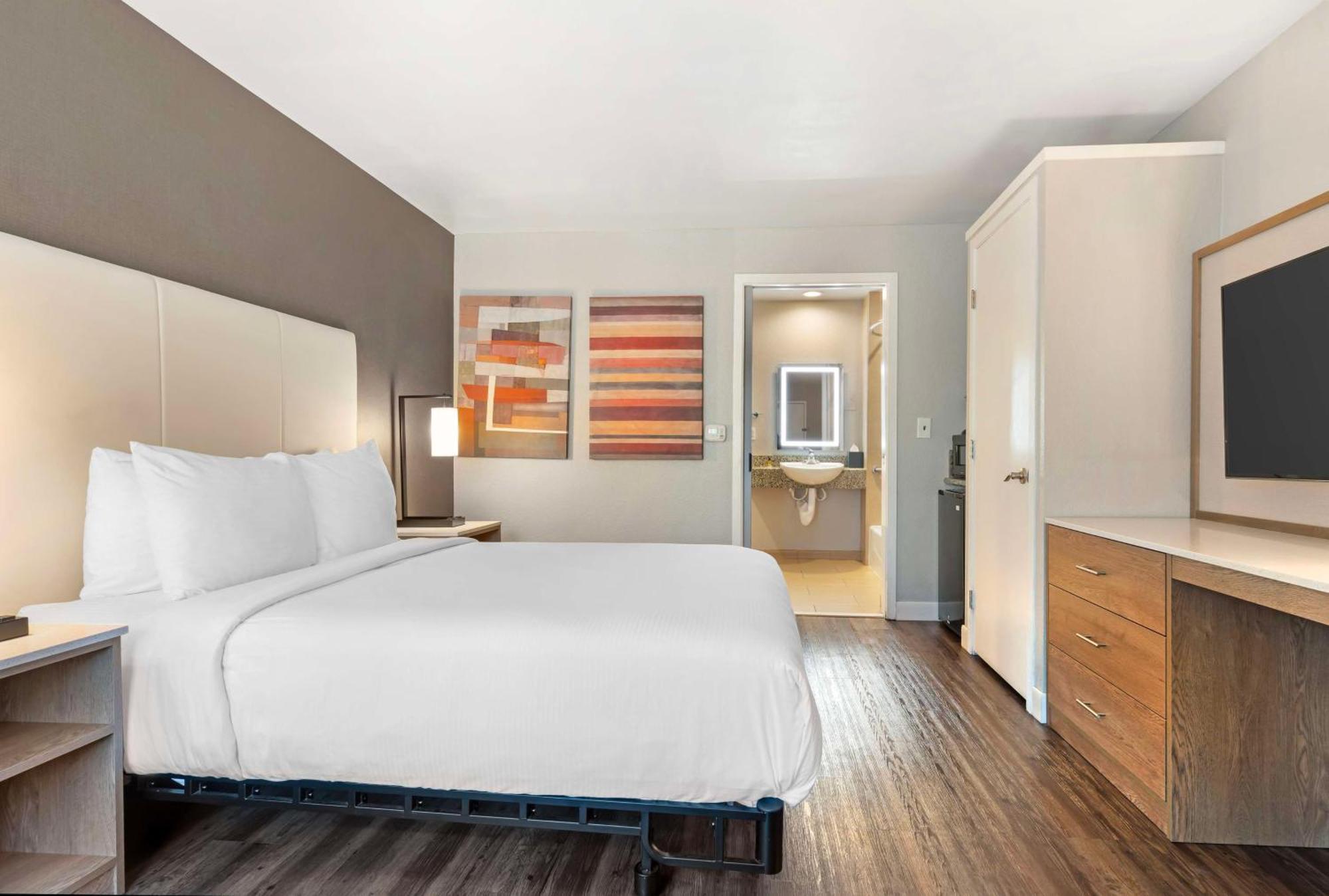 Best Western Plus Rancho Cordova Inn Extérieur photo