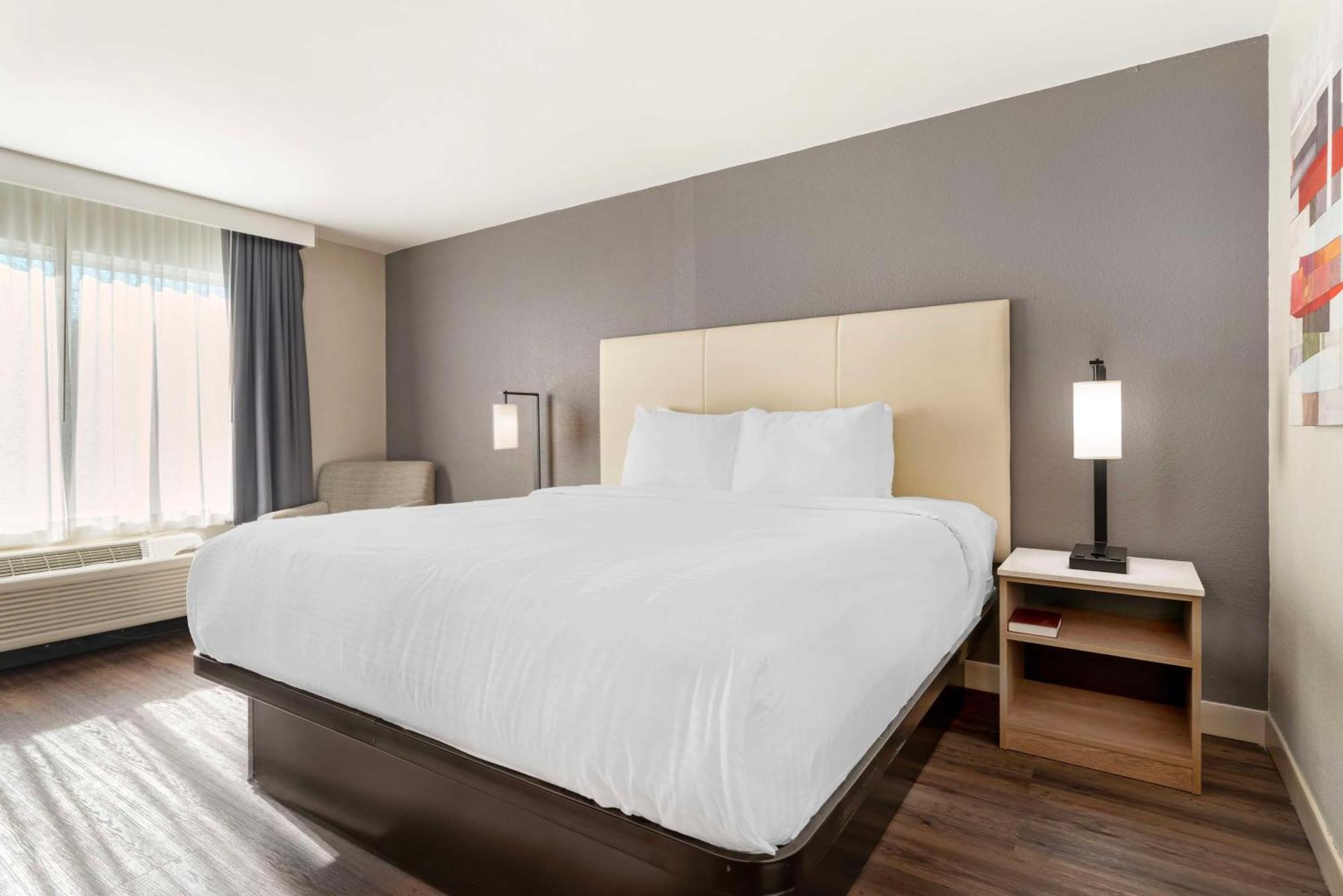 Best Western Plus Rancho Cordova Inn Extérieur photo