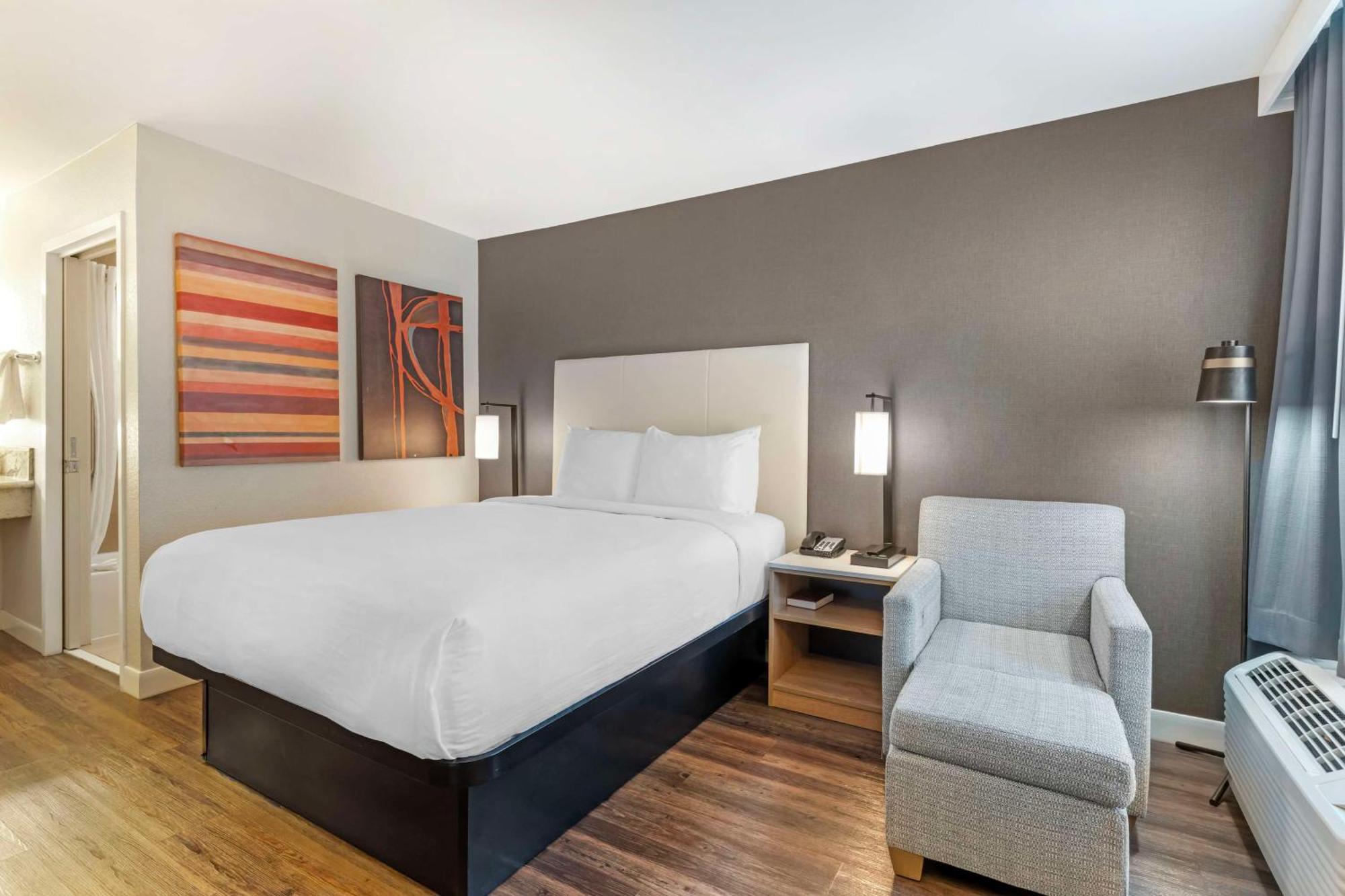 Best Western Plus Rancho Cordova Inn Extérieur photo
