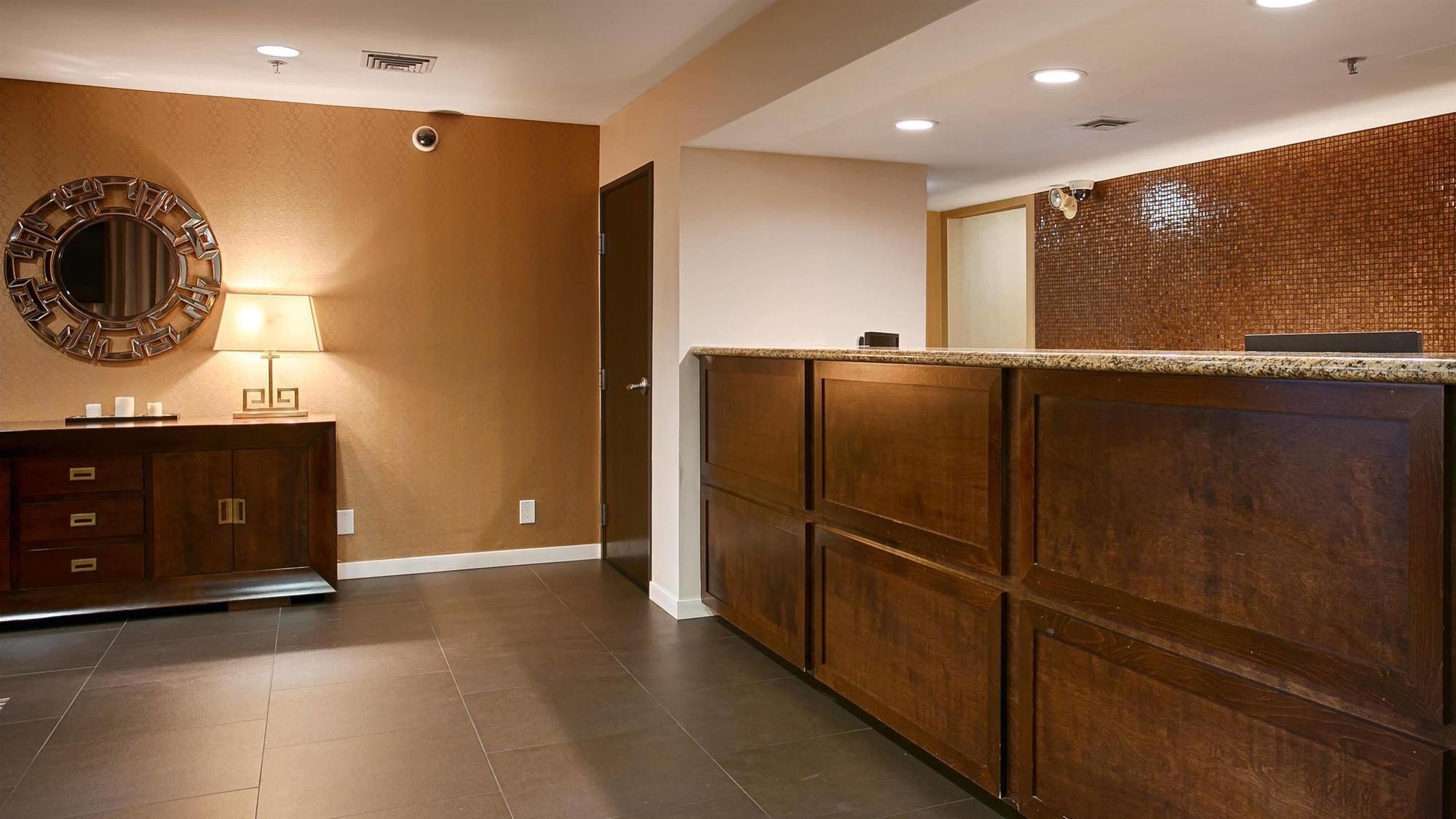 Best Western Plus Rancho Cordova Inn Extérieur photo