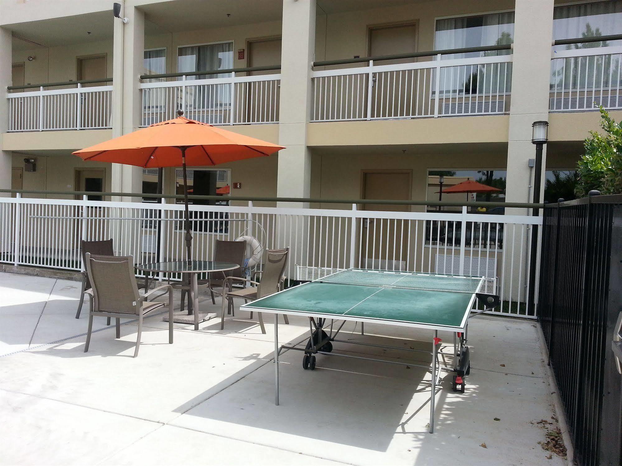 Best Western Plus Rancho Cordova Inn Extérieur photo
