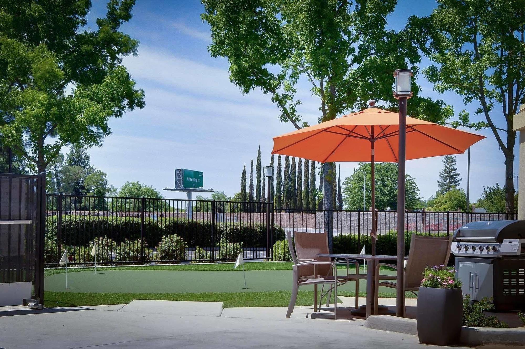 Best Western Plus Rancho Cordova Inn Extérieur photo
